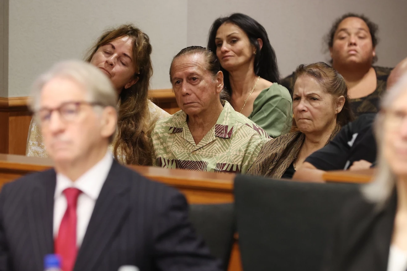 Schweitzer's mother Linda, seated on the right, in Hilo, Hawaiʻi, on Tuesday, Jan. 24, 2023.